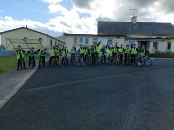 Class cycle in support of John Mulligan's mammoth Cycle accross Australia to raise funds for the children's Hospital